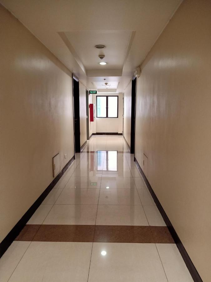 Taj'S Condotel Pasay Extérieur photo
